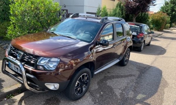 Voir plus — Dacia Duster 2017 — M-Road