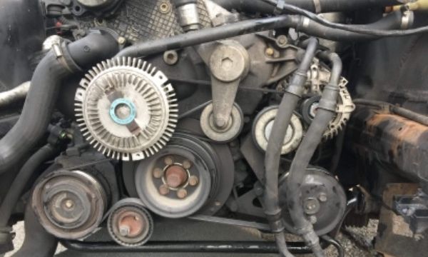 Voir l'image Changement moteur Bmw 325 tds — Hdb mécanique — photo 1