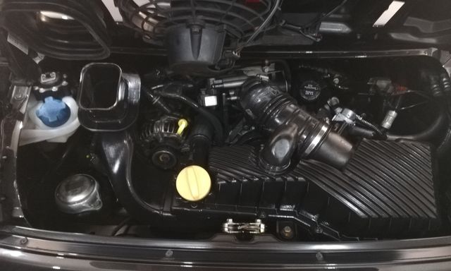 Voir l'image Lavage a la vapeur moteur — Rg8auto — photo 1