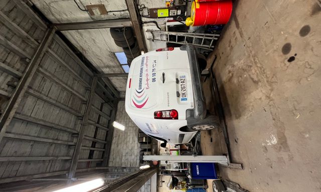 Voir l'image Remplacement freinage et alternateur — PZ Garage — photo 1