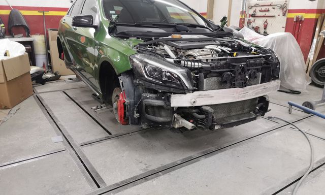 Voir plus — Peinture pc avant, capot et réfection des jantes — CS pro'car