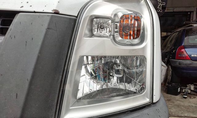 Voir plus — Rénovation des optiques — Clean Customs 11