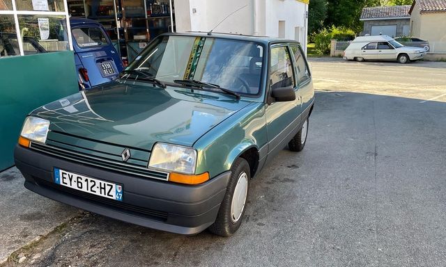 Voir plus — Renault 5 — M-Road