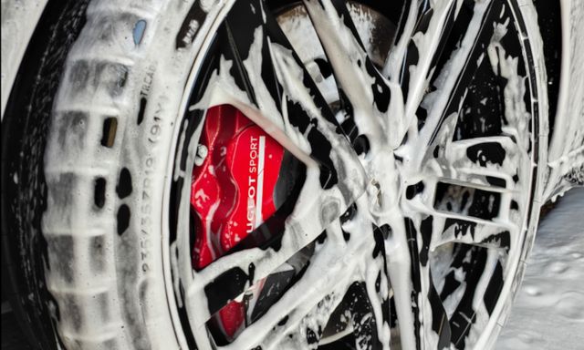 Voir l'image Lavage exterieur Premium — MH DETAILING — photo 1