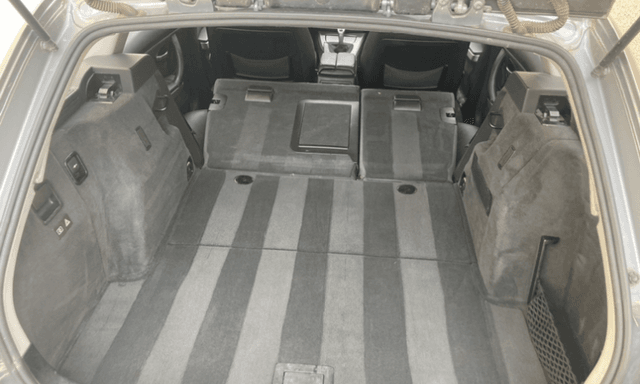 Voir plus — Nettoyage coffre — JSN WASH