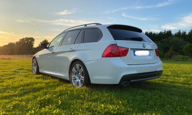 Voir l'image Lavage complet BMW E91 — Johan Thiery — photo 1