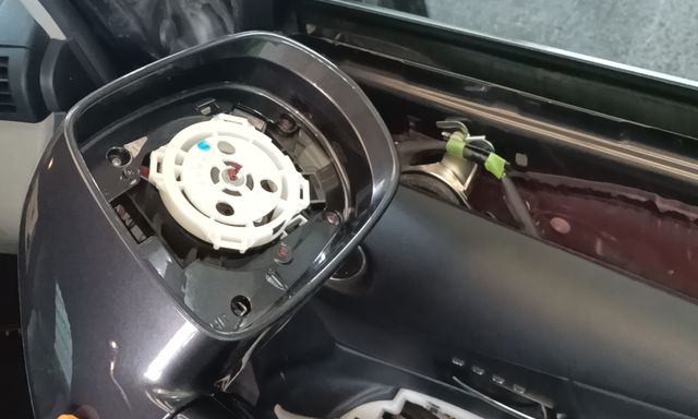 Voir l'image Remplacement rétro avant droit — JRS AUTO — photo 1