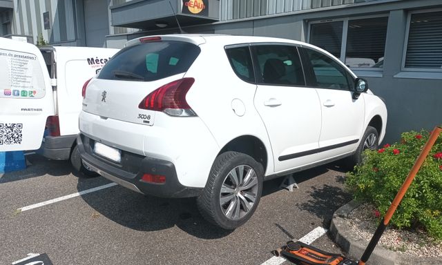 Voir l'image Silentblocs essieu arrière Peugeot 3008 — MécaDom69 "Votre mécanicien à domicile!" — photo 1