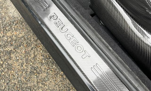 Voir l'image Seuils de porte 100% carbone — Bruno Baptista — photo 1
